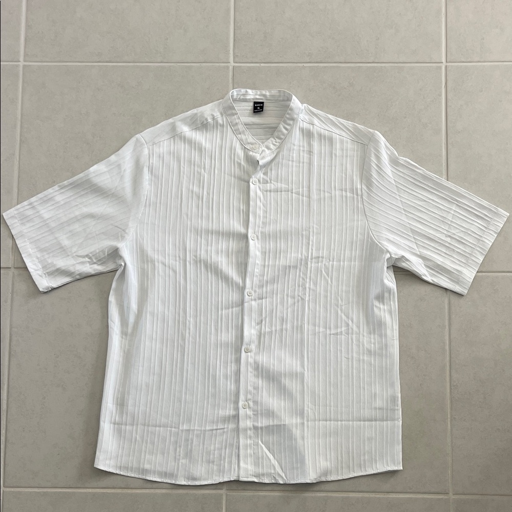 SHEIN White Textured Men's Button Down Shirt